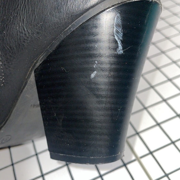 🍉 Women’s Size 8.5 Black Booties - Picture 7 of 7